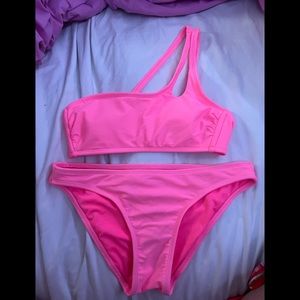 Bright pink target bikini